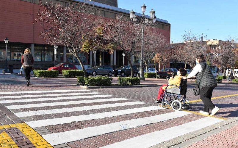 Paso de peatones accesible en Villaviciosa de Odón (Fuente: Ayuntamiento de Villaviciosa de Odón)